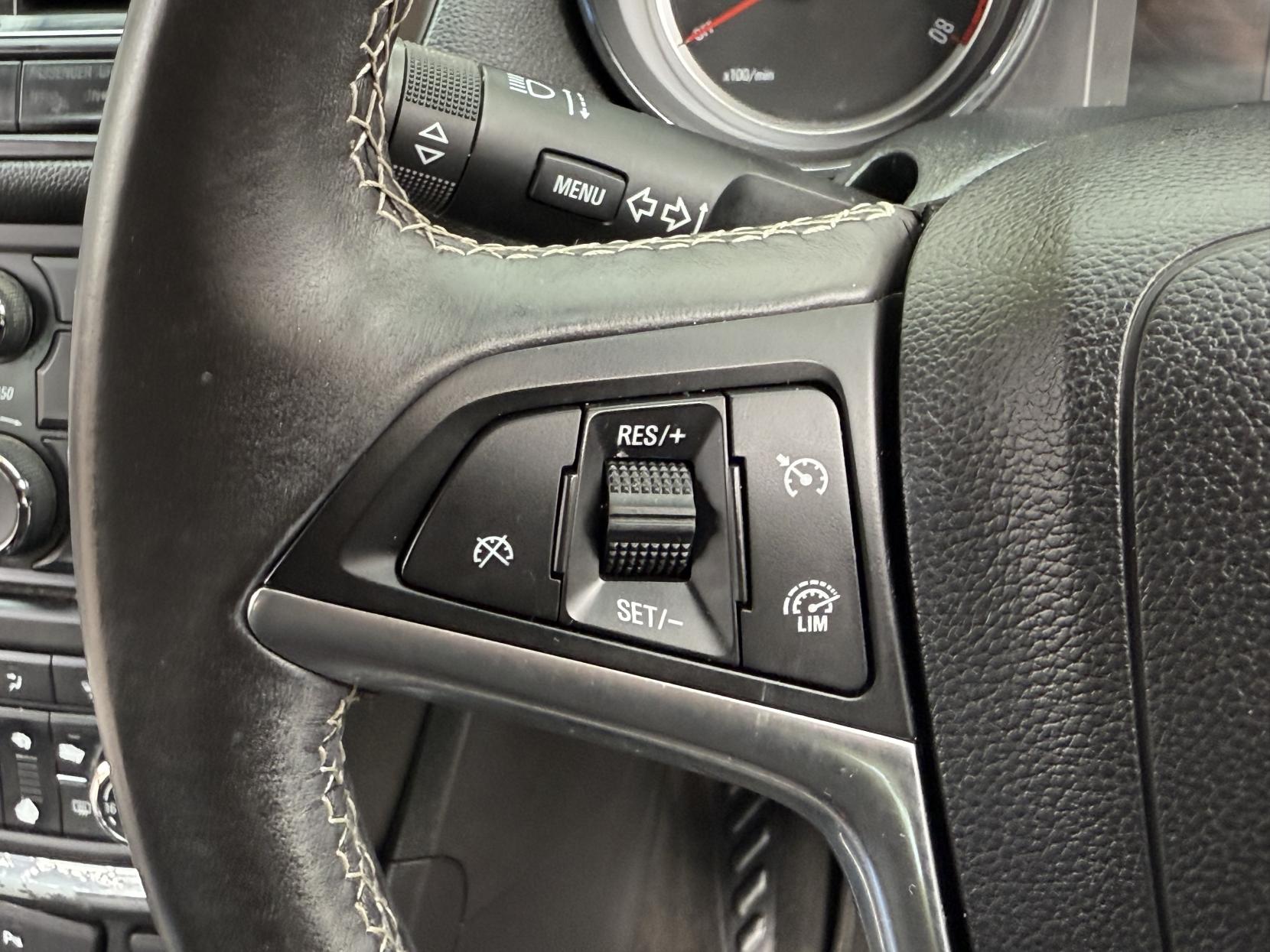 Vauxhall Mokka 1.4i Turbo Exclusiv SUV 5dr Petrol Manual 2WD Euro 6 (s/s) (140 ps)