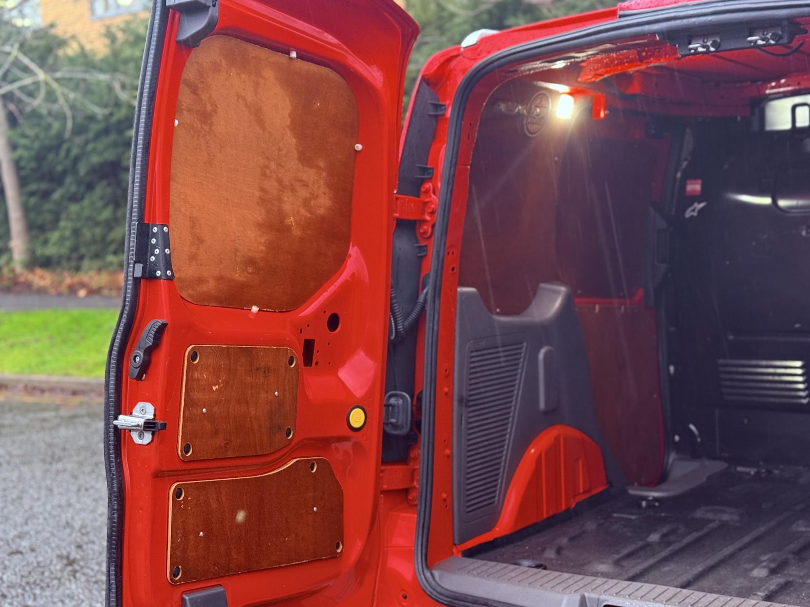 Ford Transit Connect 1.5 200 EcoBlue Sport Panel Van 5dr Diesel Manual L1 Euro 6 (s/s) (120 ps)