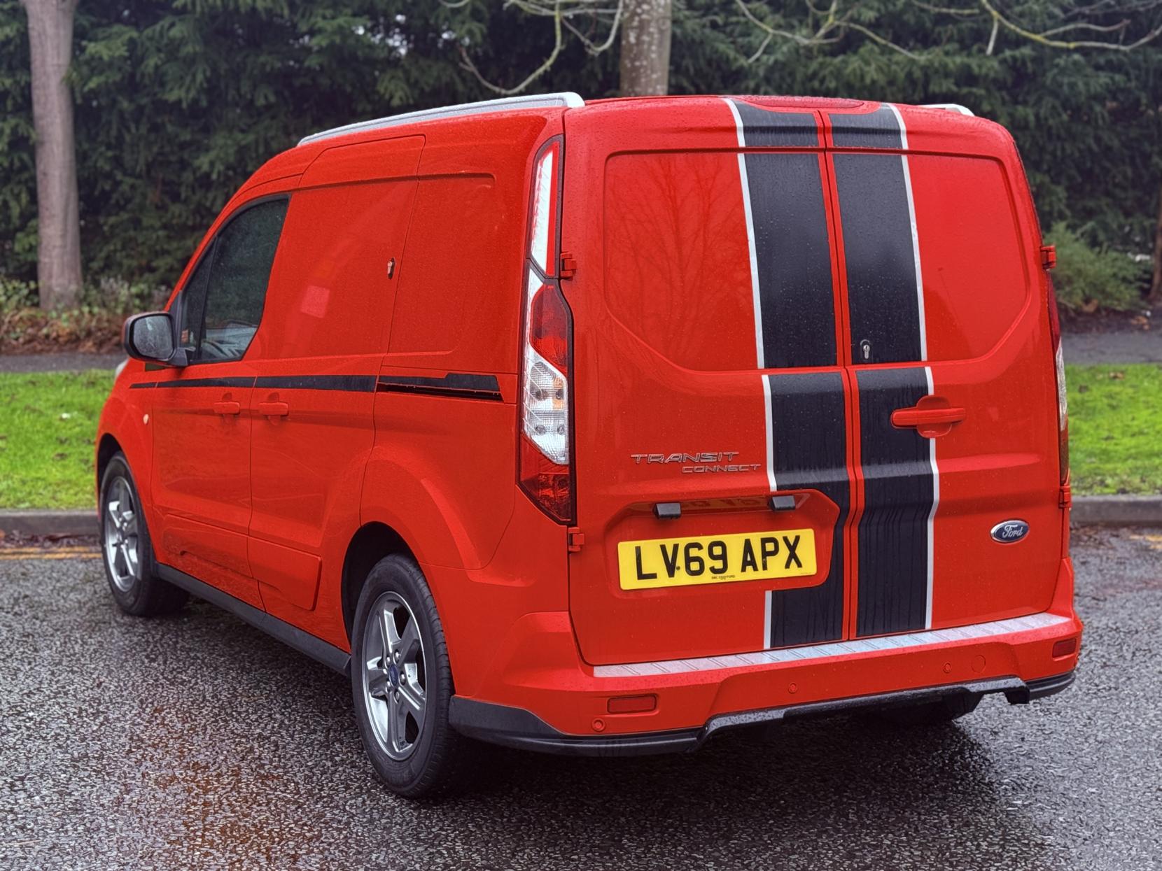 Ford Transit Connect 1.5 200 EcoBlue Sport Panel Van 5dr Diesel Manual L1 Euro 6 (s/s) (120 ps)