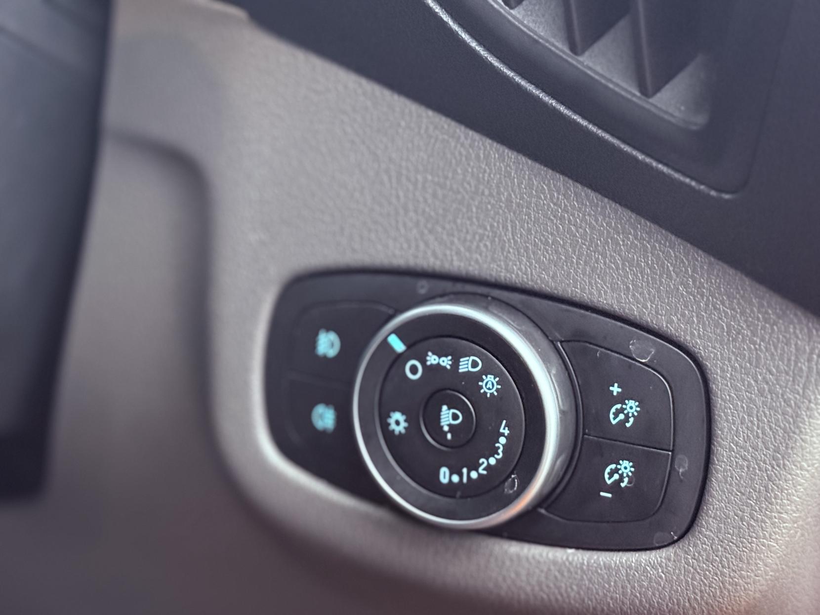 Ford Transit Connect 1.5 200 EcoBlue Sport Panel Van 5dr Diesel Manual L1 Euro 6 (s/s) (120 ps)