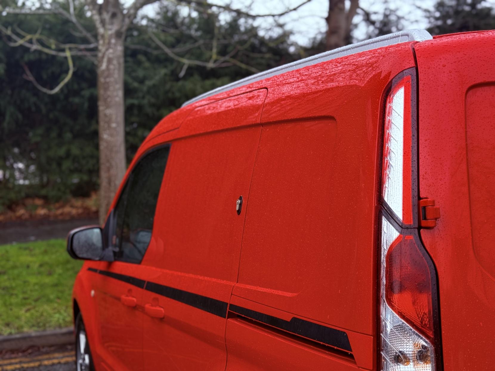 Ford Transit Connect 1.5 200 EcoBlue Sport Panel Van 5dr Diesel Manual L1 Euro 6 (s/s) (120 ps)