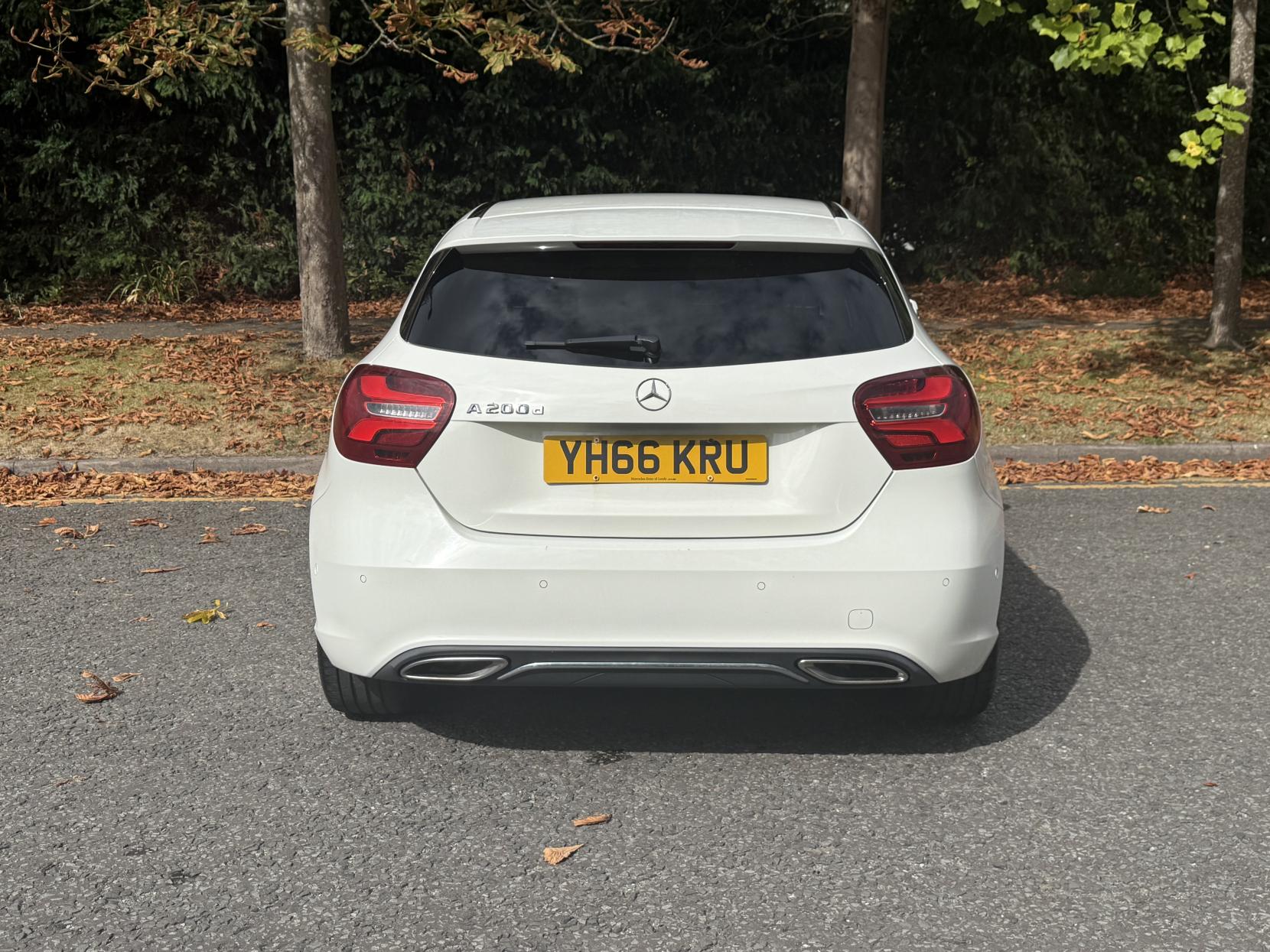Mercedes-Benz A Class 2.1 A200d Sport (Premium) Hatchback 5dr Diesel 7G-DCT Euro 6 (s/s) (136 ps)