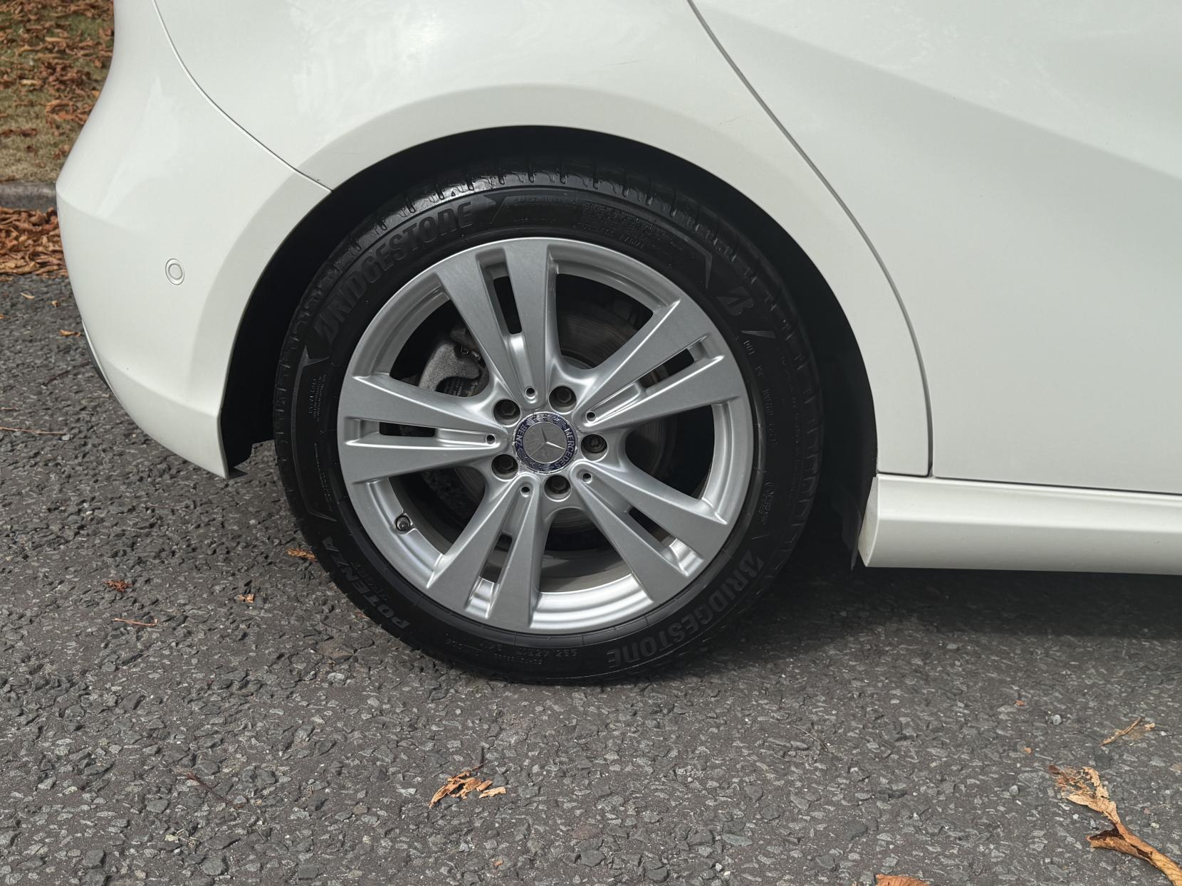 Mercedes-Benz A Class 2.1 A200d Sport (Premium) Hatchback 5dr Diesel 7G-DCT Euro 6 (s/s) (136 ps)