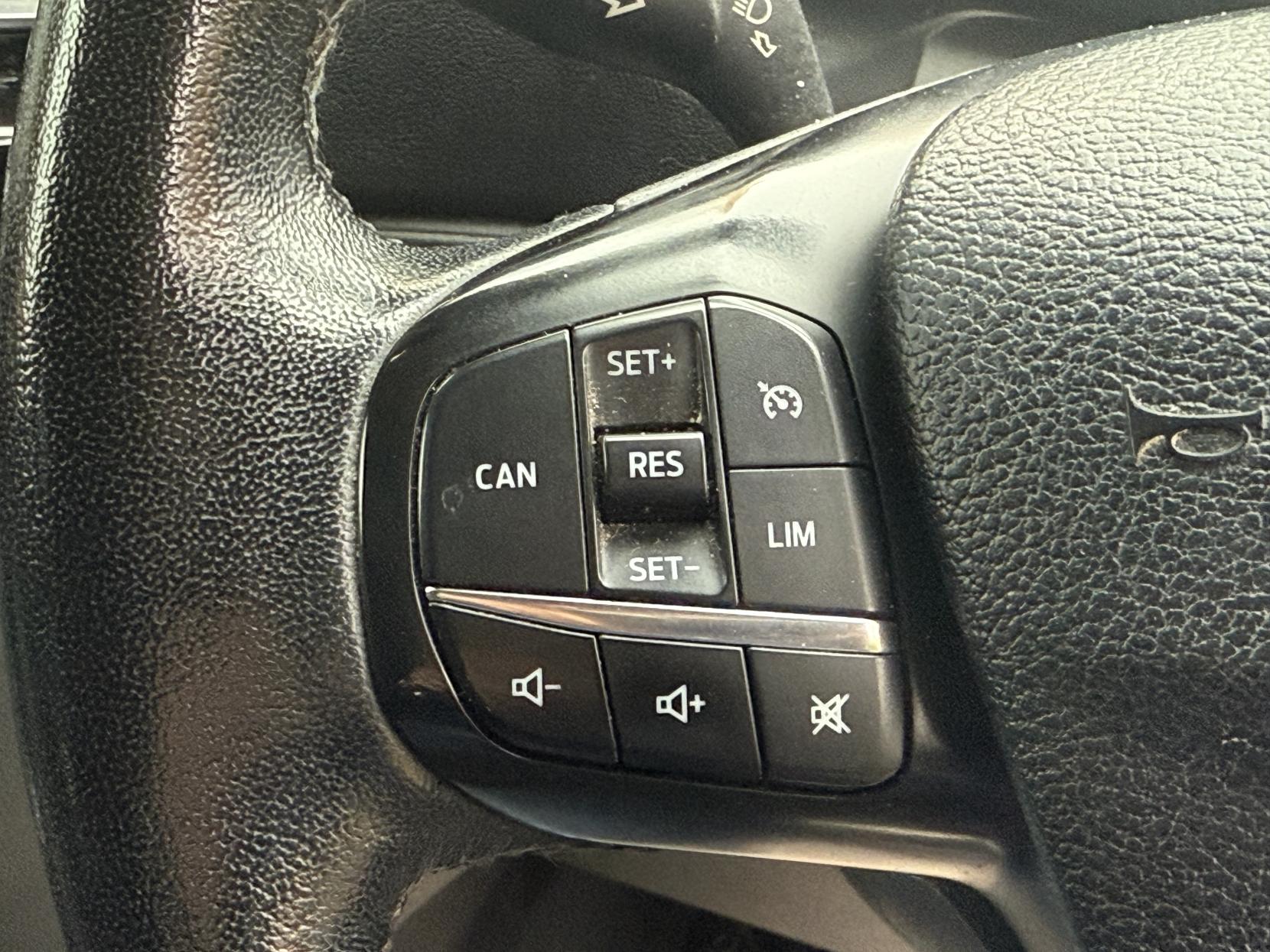 Ford Transit Custom 2.0 300 EcoBlue Limited Crew Van Double Cab 5dr Diesel Auto L1 H1 Euro 6 (s/s) (6 Seat) (170 ps)