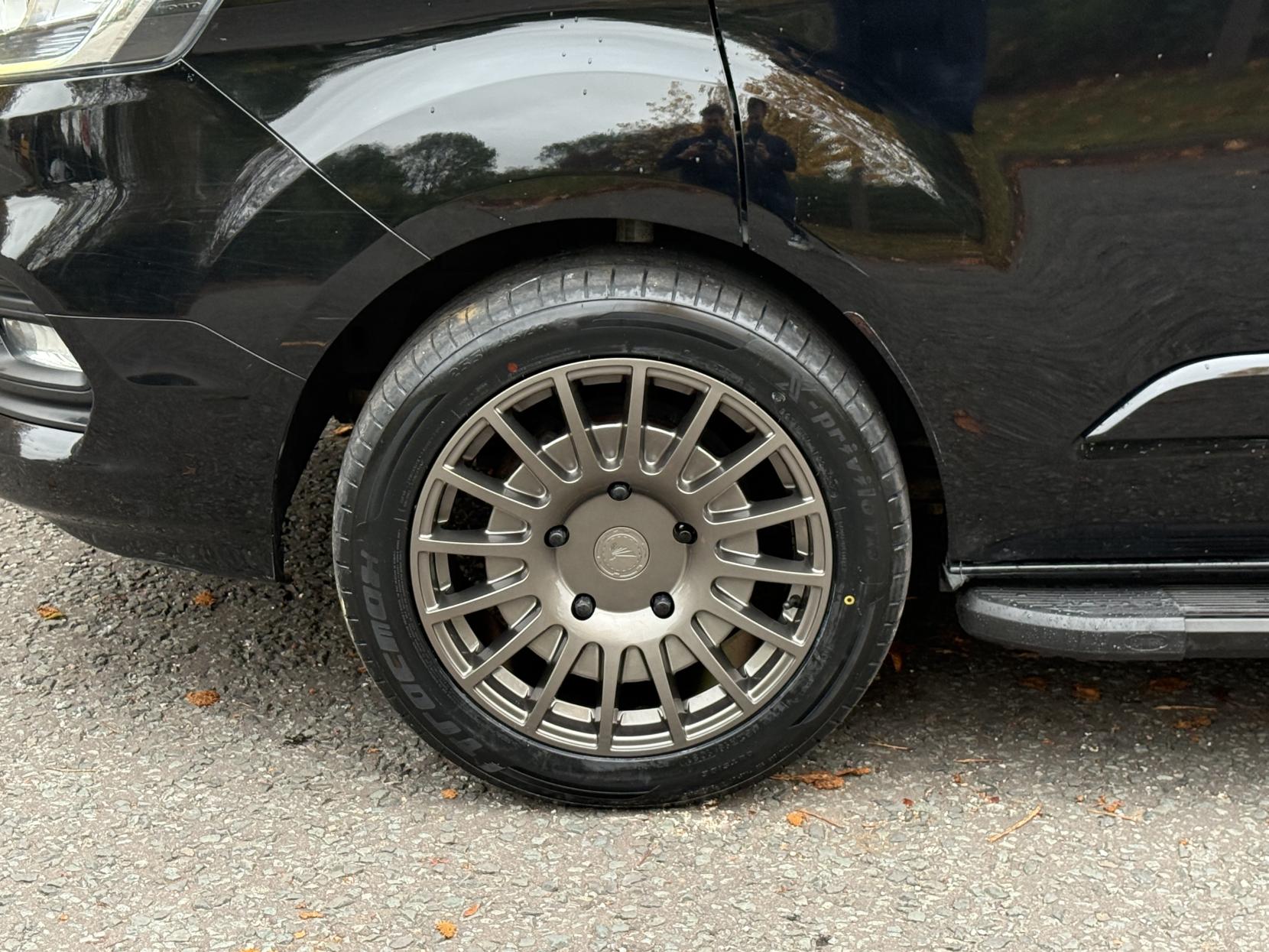 Ford Transit Custom 2.0 300 EcoBlue Limited Crew Van Double Cab 5dr Diesel Auto L1 H1 Euro 6 (s/s) (6 Seat) (170 ps)