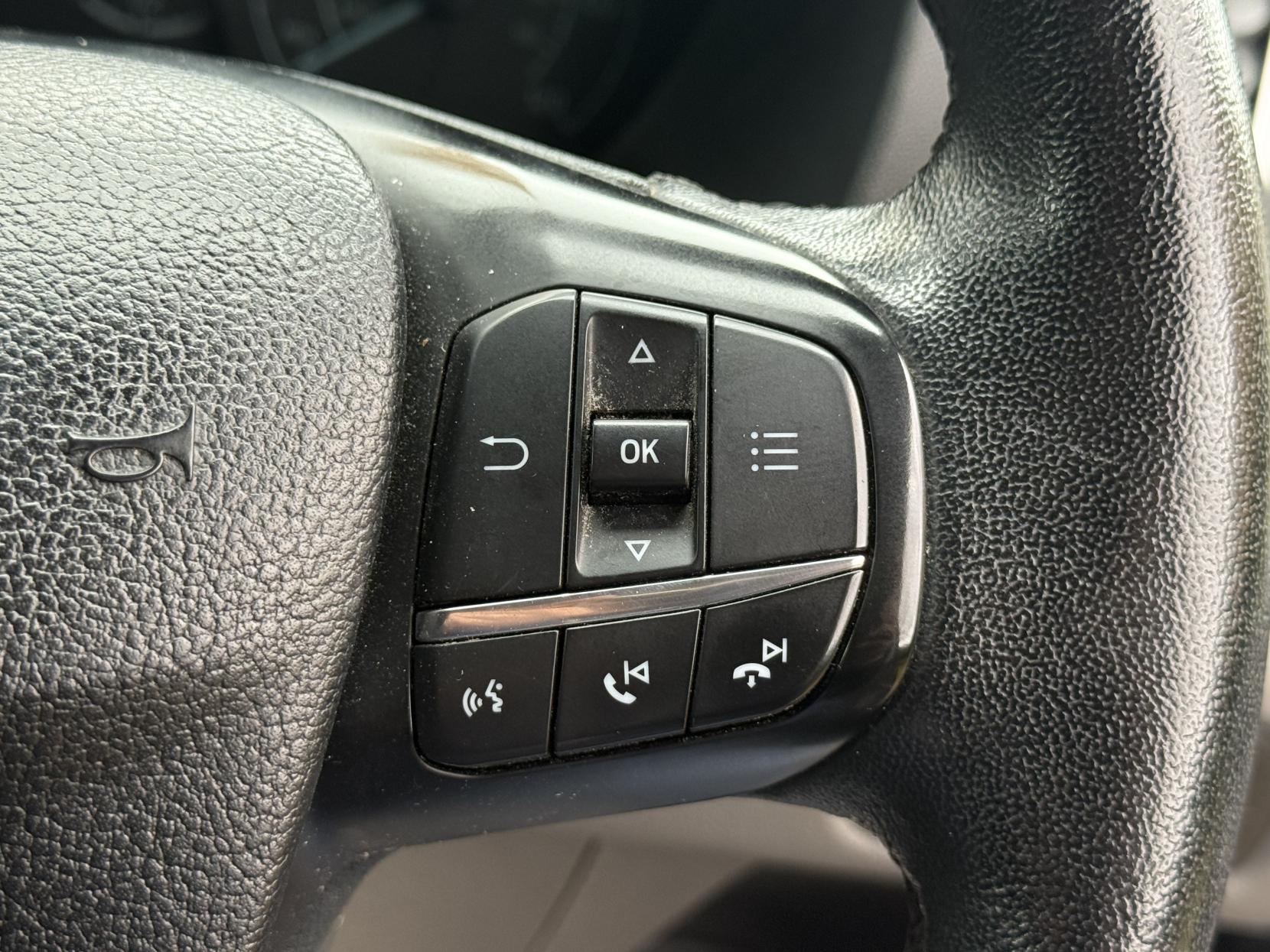 Ford Transit Custom 2.0 300 EcoBlue Limited Crew Van Double Cab 5dr Diesel Auto L1 H1 Euro 6 (s/s) (6 Seat) (170 ps)