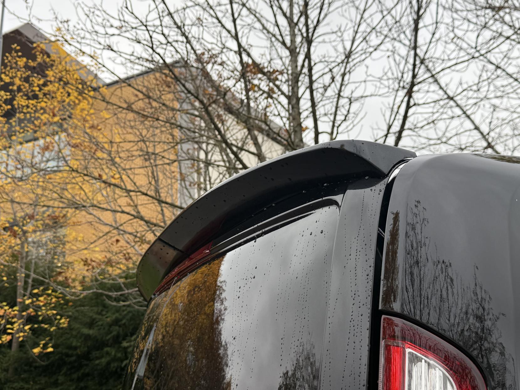 Ford Transit Custom 2.0 300 EcoBlue Limited Crew Van Double Cab 5dr Diesel Auto L1 H1 Euro 6 (s/s) (6 Seat) (170 ps)