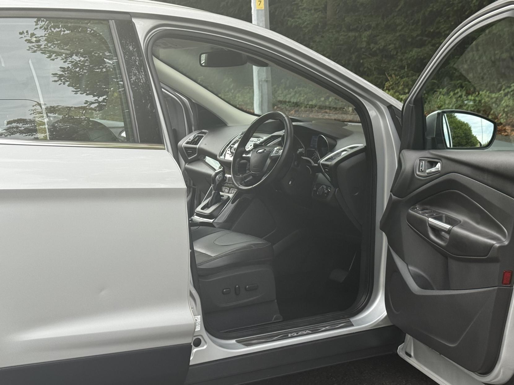 Ford Kuga 2.0 TDCi Titanium X SUV 5dr Diesel Powershift AWD Euro 5 (163 ps)