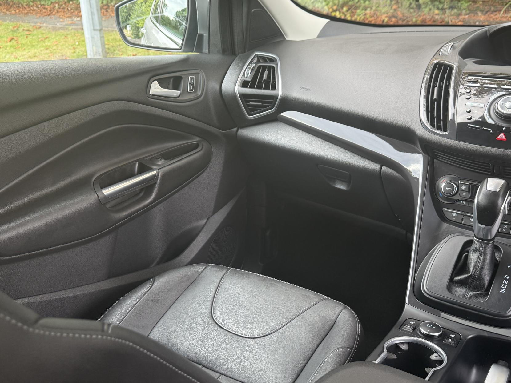Ford Kuga 2.0 TDCi Titanium X SUV 5dr Diesel Powershift AWD Euro 5 (163 ps)