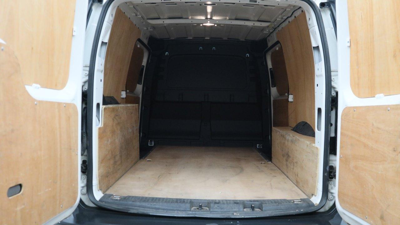 Volkswagen Caddy Maxi 2.0 TDI C20 Commerce Panel Van 6dr Diesel Manual LWB Euro 6 (s/s) (102 ps)