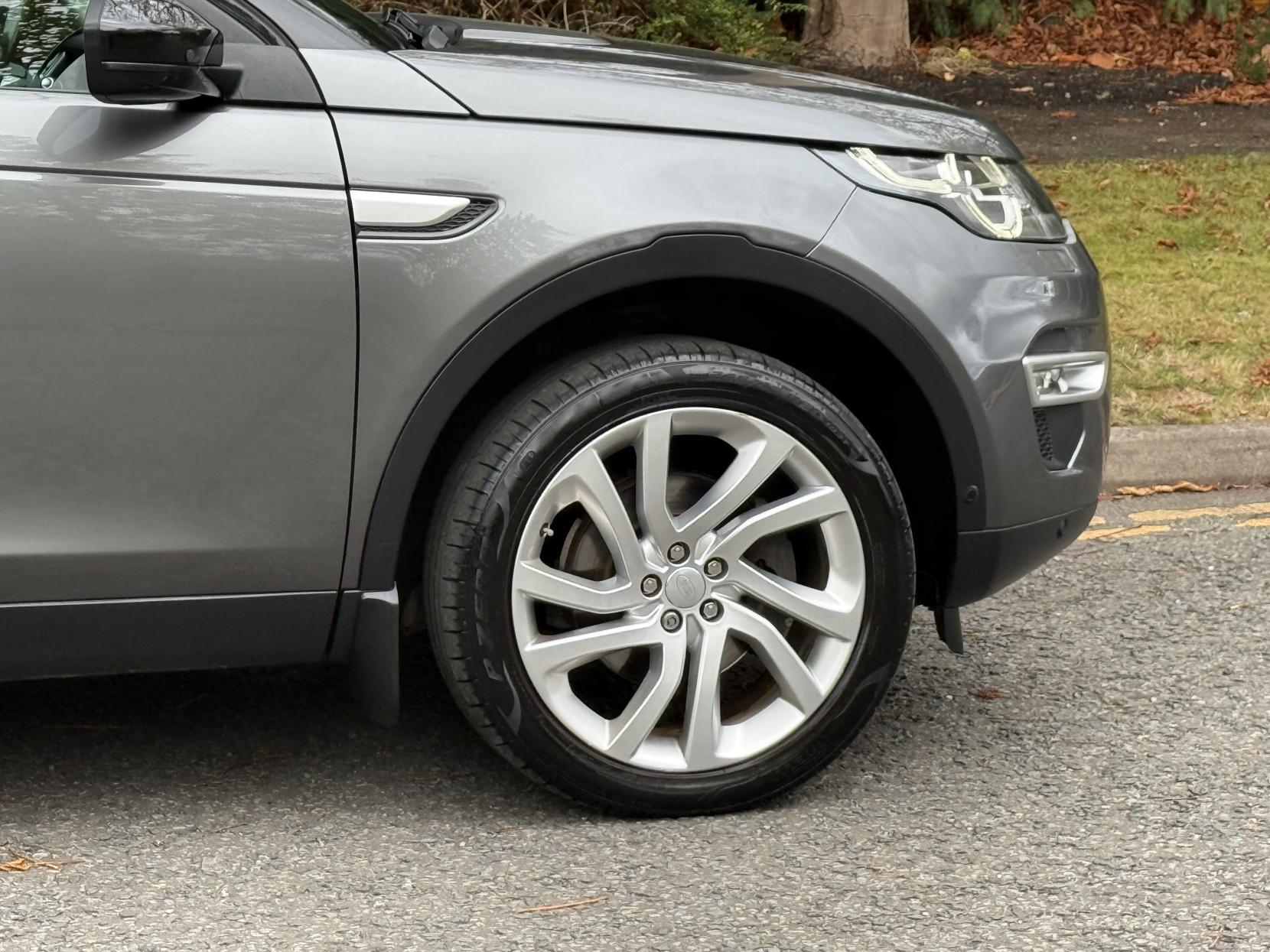 Land Rover Discovery Sport 2.0 TD4 HSE Luxury SUV 5dr Diesel Auto 4WD Euro 6 (s/s) (180 ps)