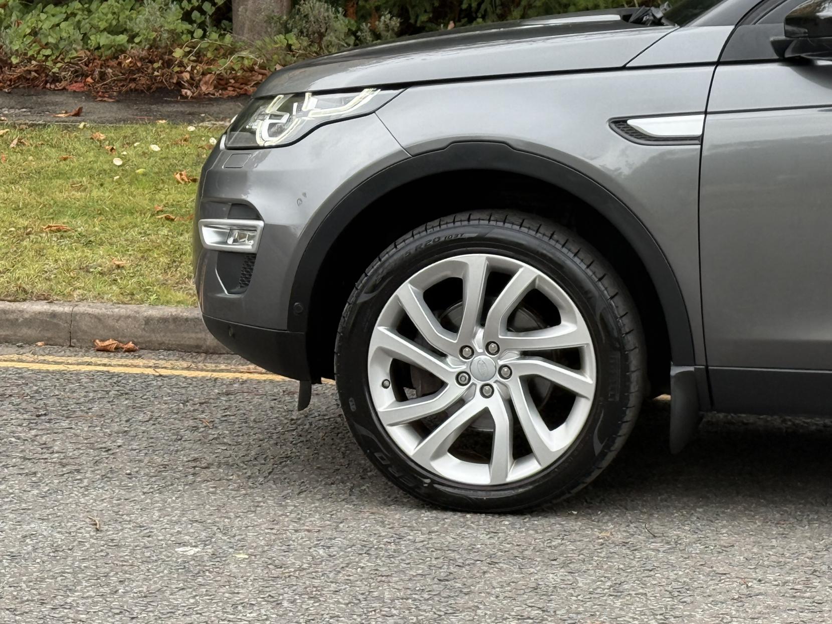 Land Rover Discovery Sport 2.0 TD4 HSE Luxury SUV 5dr Diesel Auto 4WD Euro 6 (s/s) (180 ps)