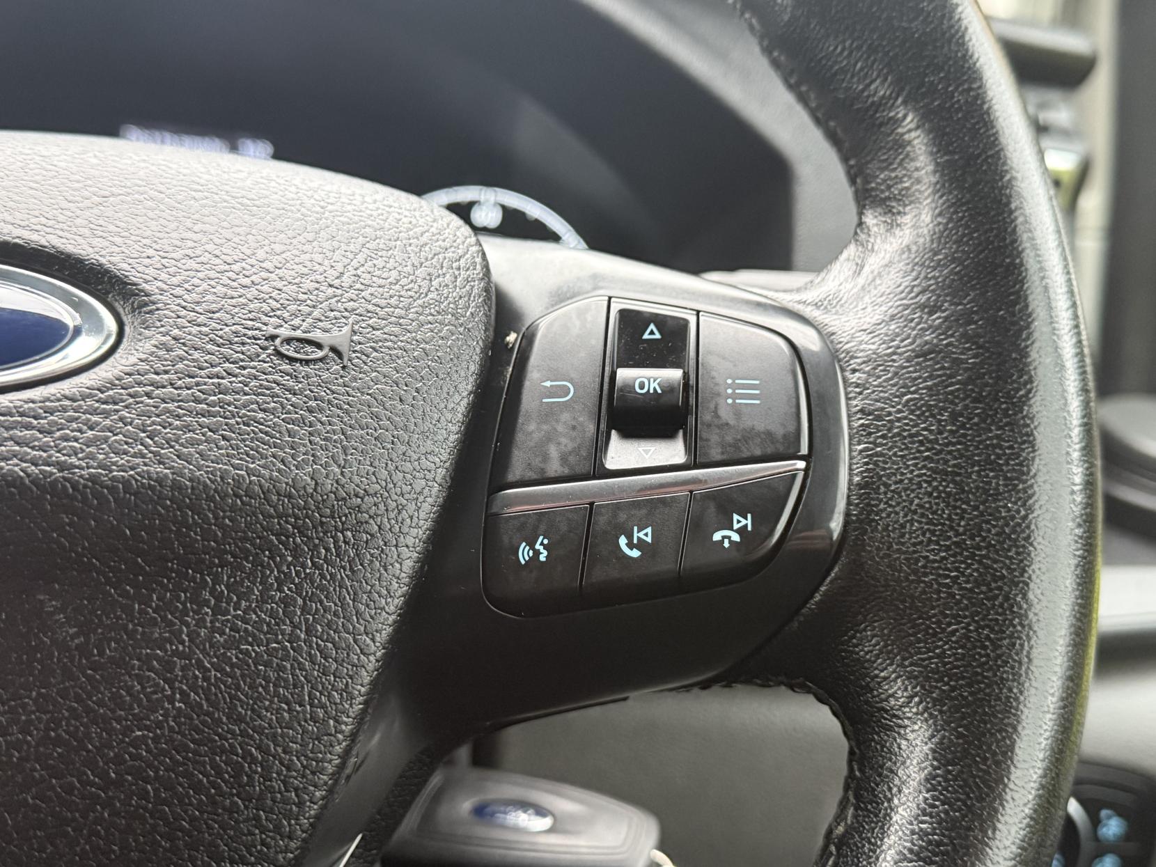 Ford Transit Custom 2.0 320 EcoBlue Limited Crew Van Double Cab 5dr Diesel Manual L2 H1 Euro 6 (6 Seat) (170 ps)