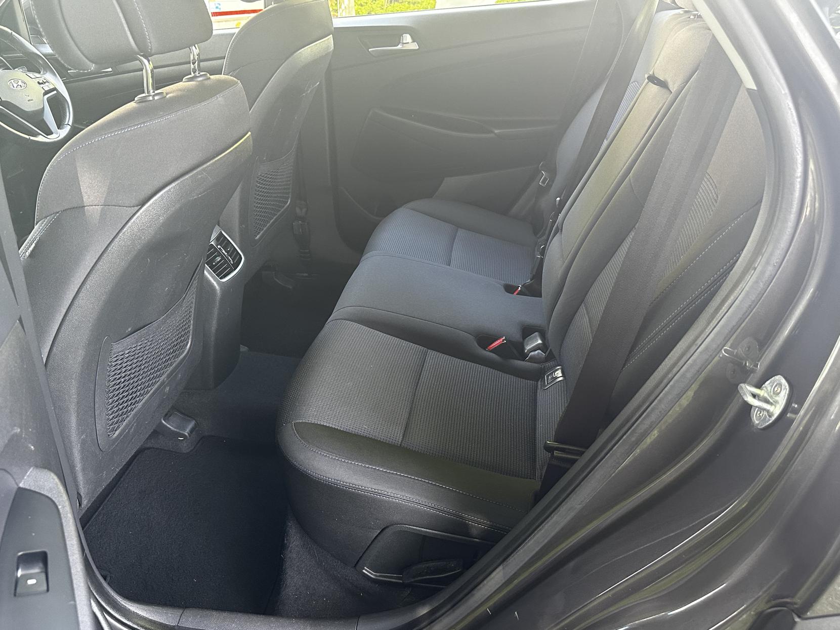 Hyundai TUCSON 1.6 GDi Blue Drive SE Nav SUV 5dr Petrol Manual Euro 6 (s/s) (132 ps)