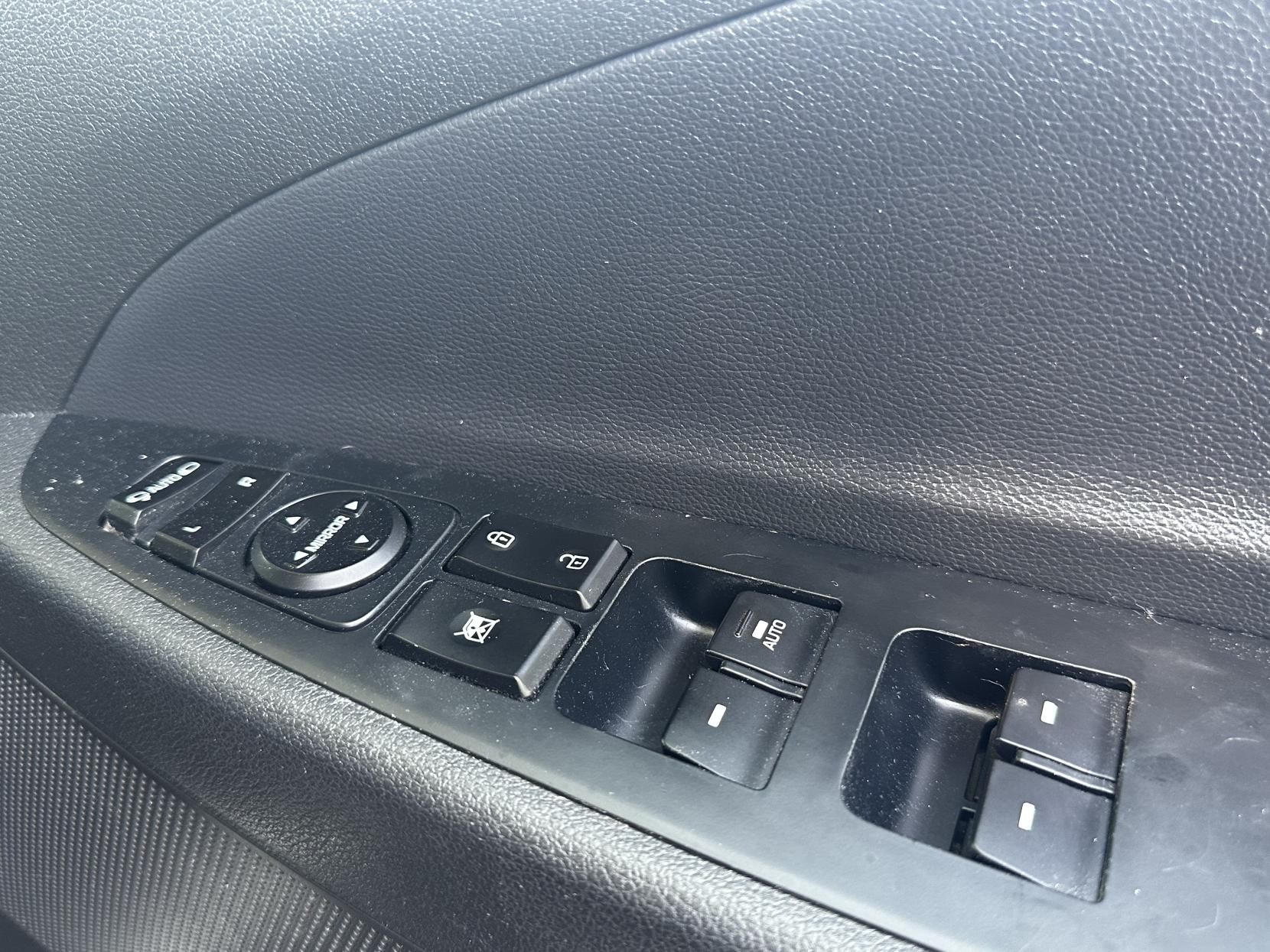 Hyundai TUCSON 1.6 GDi Blue Drive SE Nav SUV 5dr Petrol Manual Euro 6 (s/s) (132 ps)