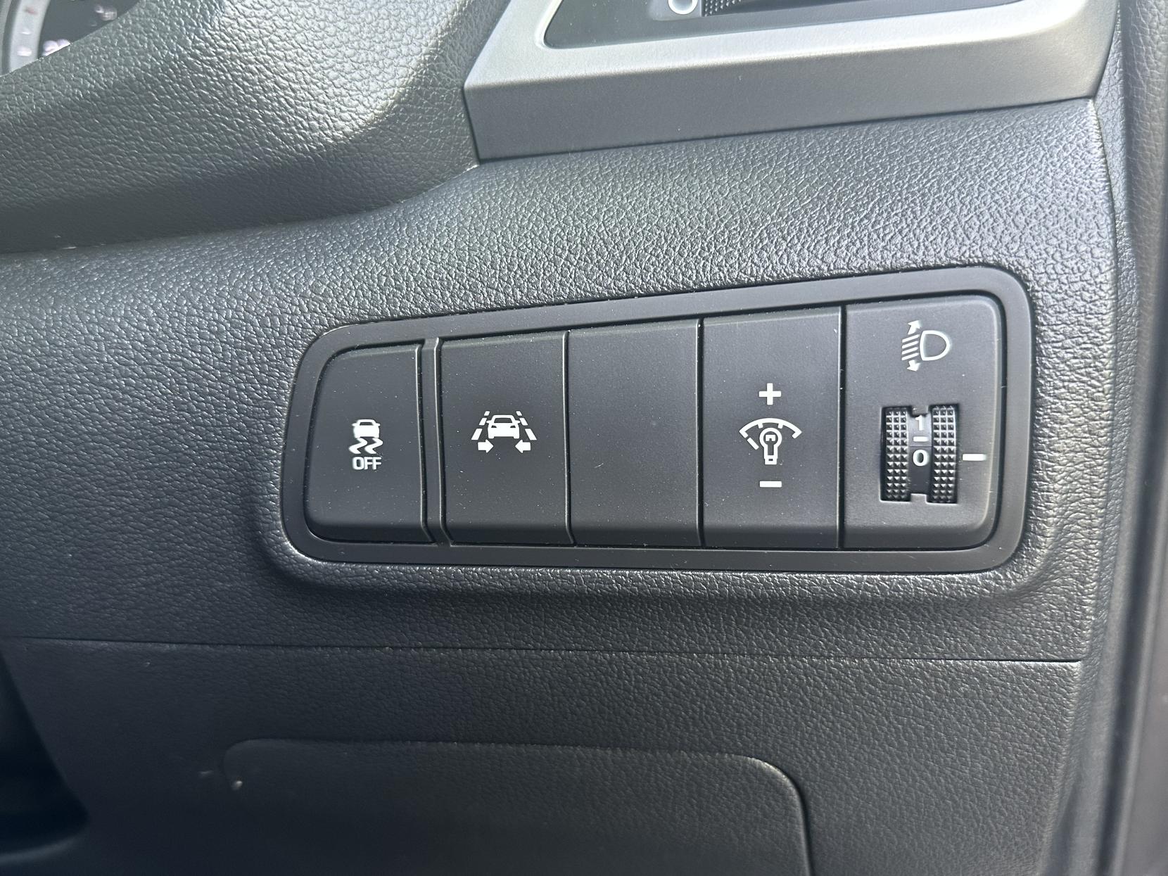Hyundai TUCSON 1.6 GDi Blue Drive SE Nav SUV 5dr Petrol Manual Euro 6 (s/s) (132 ps)