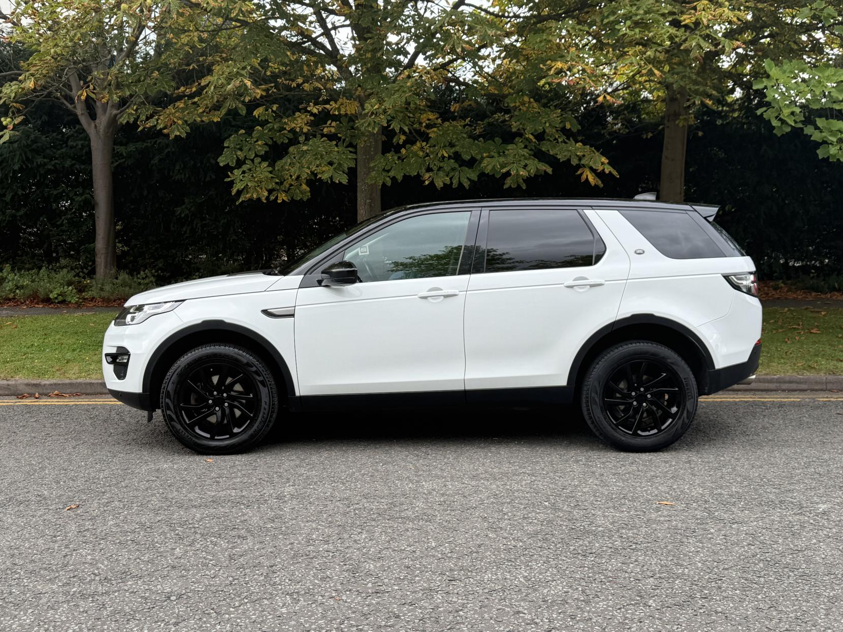 Land Rover Discovery Sport 2.0 TD4 SE Tech SUV 5dr Diesel Auto 4WD Euro 6 (s/s) (180 ps)