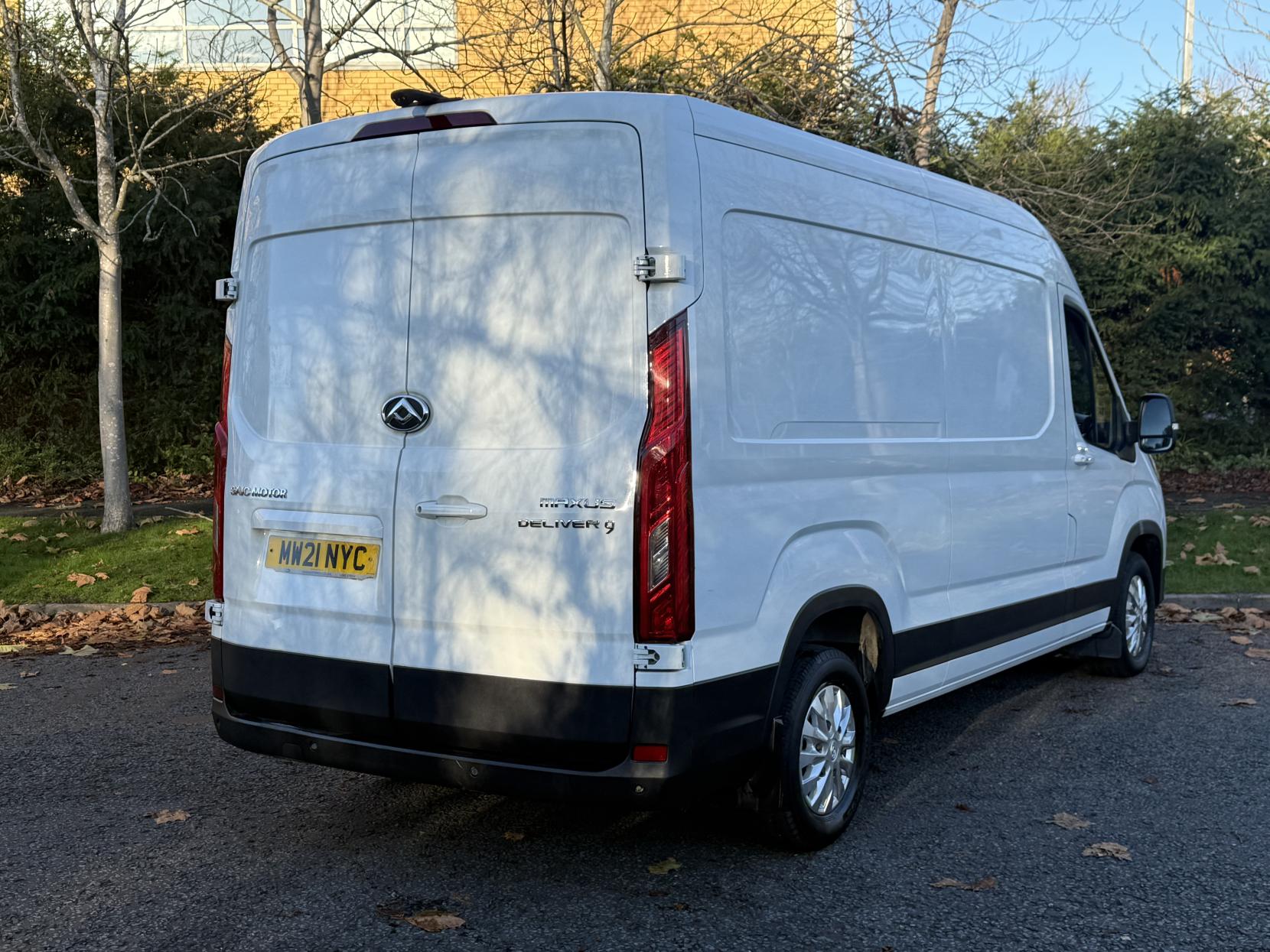 MAXUS Deliver 9 2.0 D20 LUX Panel Van 5dr Diesel Manual RWD L3 H2 Euro 6 (s/s) (163 ps)