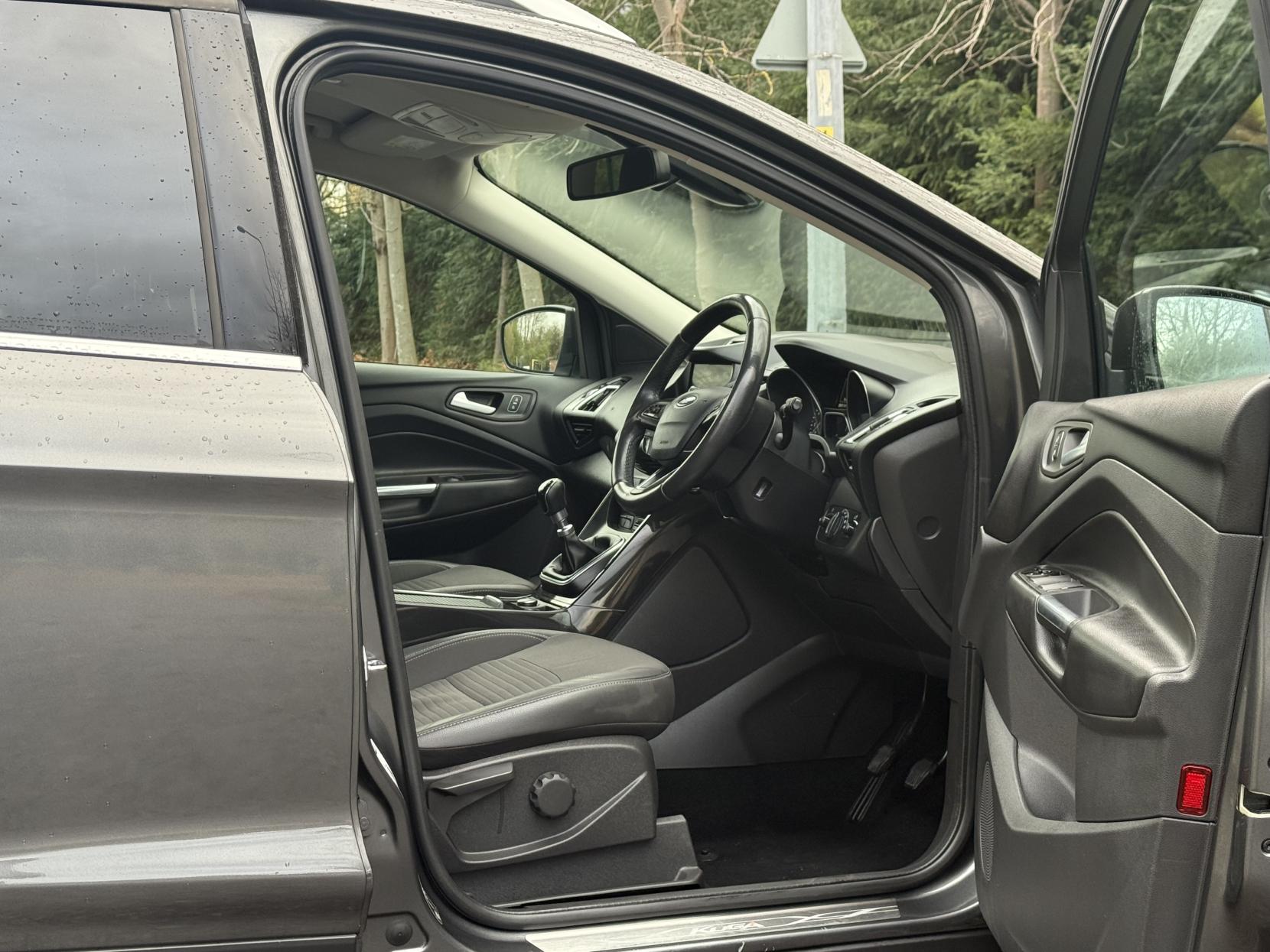 Ford Kuga 1.5T EcoBoost Titanium Edition SUV 5dr Petrol Manual Euro 6 (s/s) (150 ps)