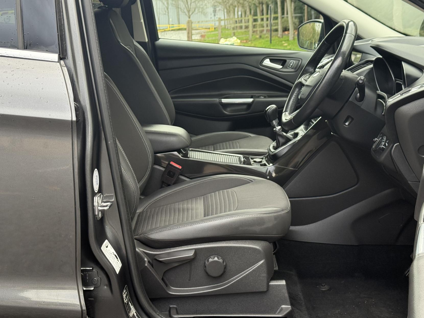 Ford Kuga 1.5T EcoBoost Titanium Edition SUV 5dr Petrol Manual Euro 6 (s/s) (150 ps)