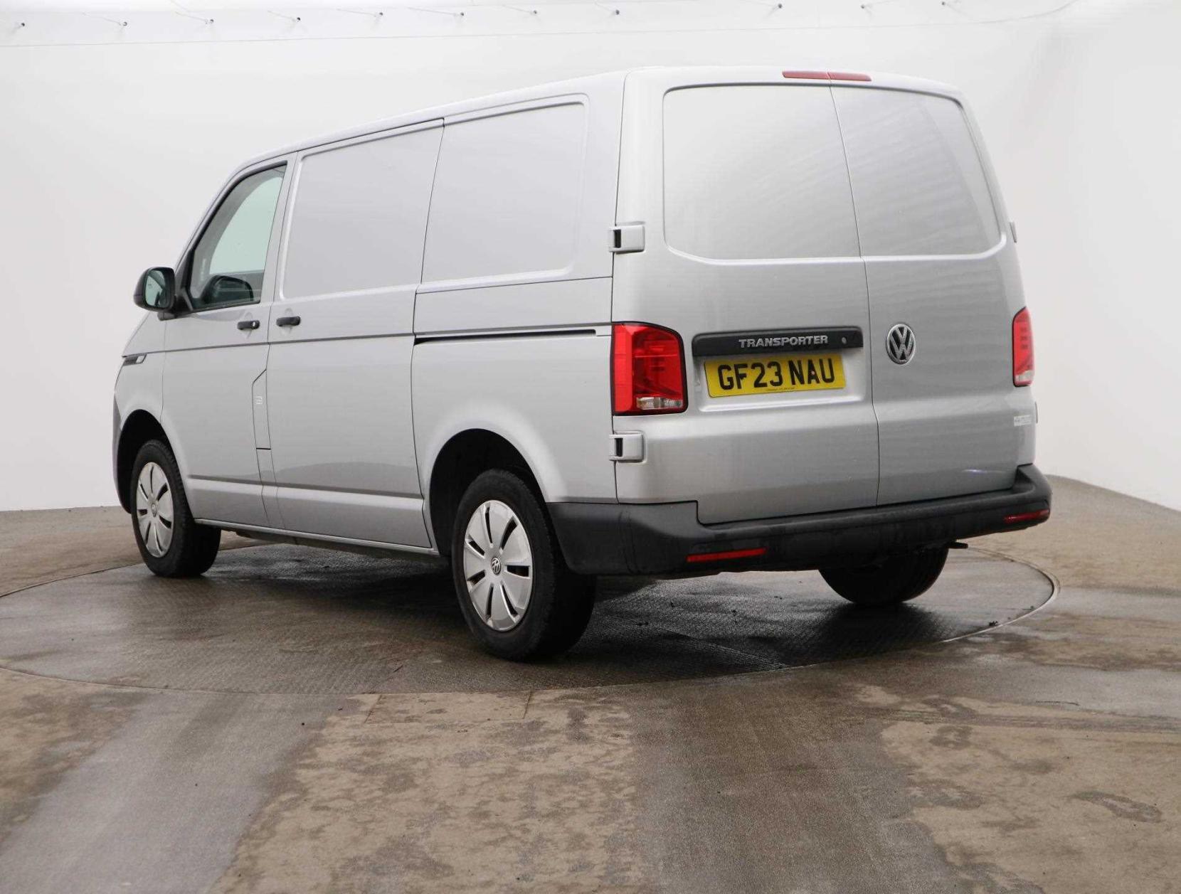 Volkswagen Transporter 2.0 TDI T28 Startline Panel Van 5dr Diesel Manual FWD SWB Euro 6 (s/s) (110 ps)