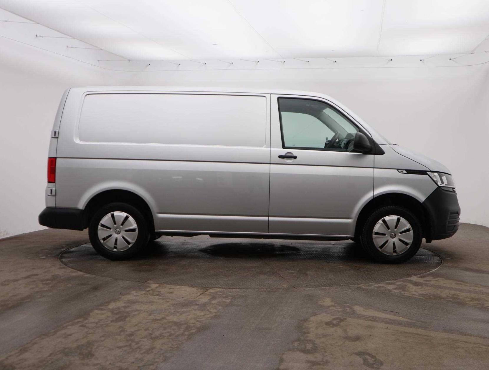 Volkswagen Transporter 2.0 TDI T28 Startline Panel Van 5dr Diesel Manual FWD SWB Euro 6 (s/s) (110 ps)
