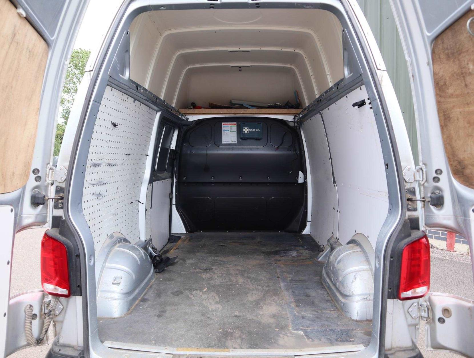 Volkswagen Transporter 2.0 TDI T32 Startline Panel Van 5dr Diesel Manual 4Motion LWB High Roof Euro 6 (s/s) (150 ps)