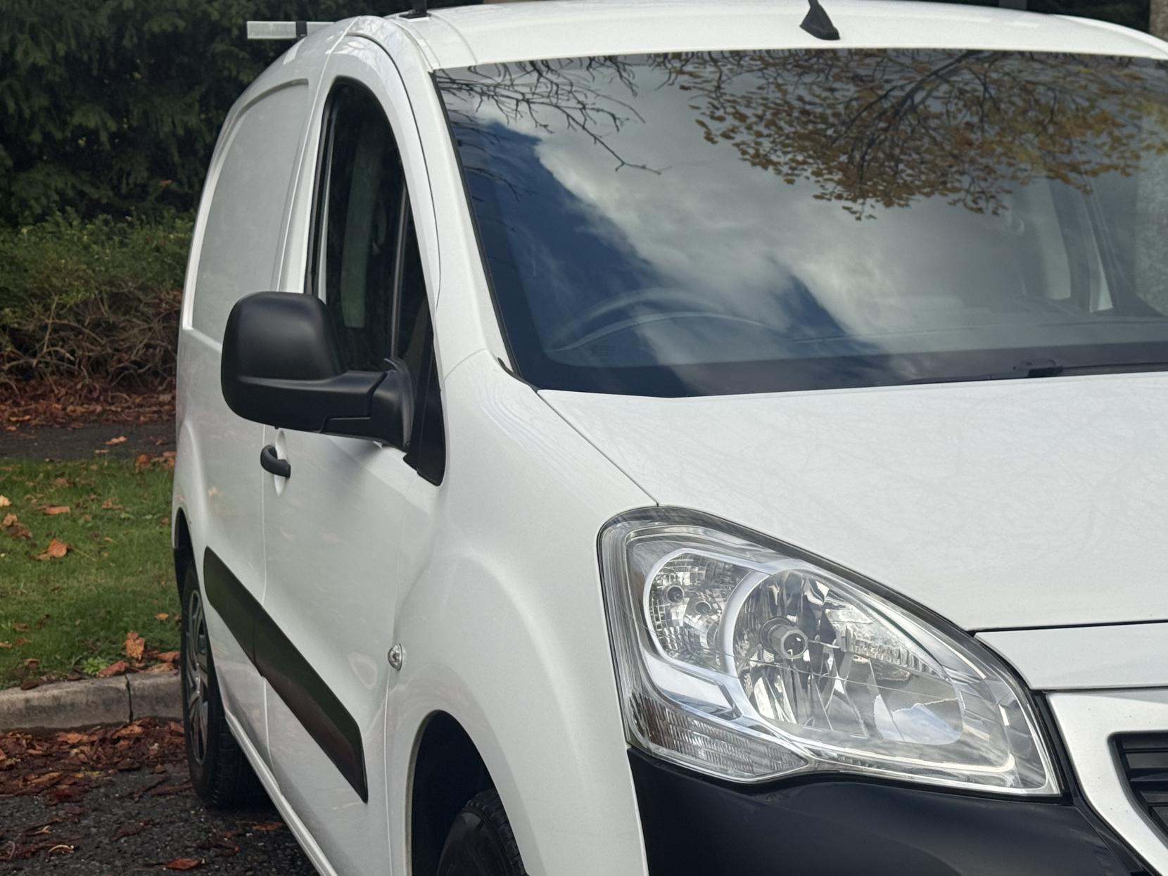 Peugeot Partner 1.6 BlueHDi 651 Professional Panel Van 5dr Diesel Manual L1 (112 g/km, 73.97 bhp)