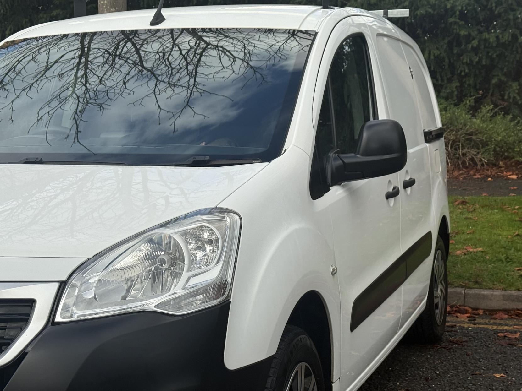 Peugeot Partner 1.6 BlueHDi 651 Professional Panel Van 5dr Diesel Manual L1 (112 g/km, 73.97 bhp)