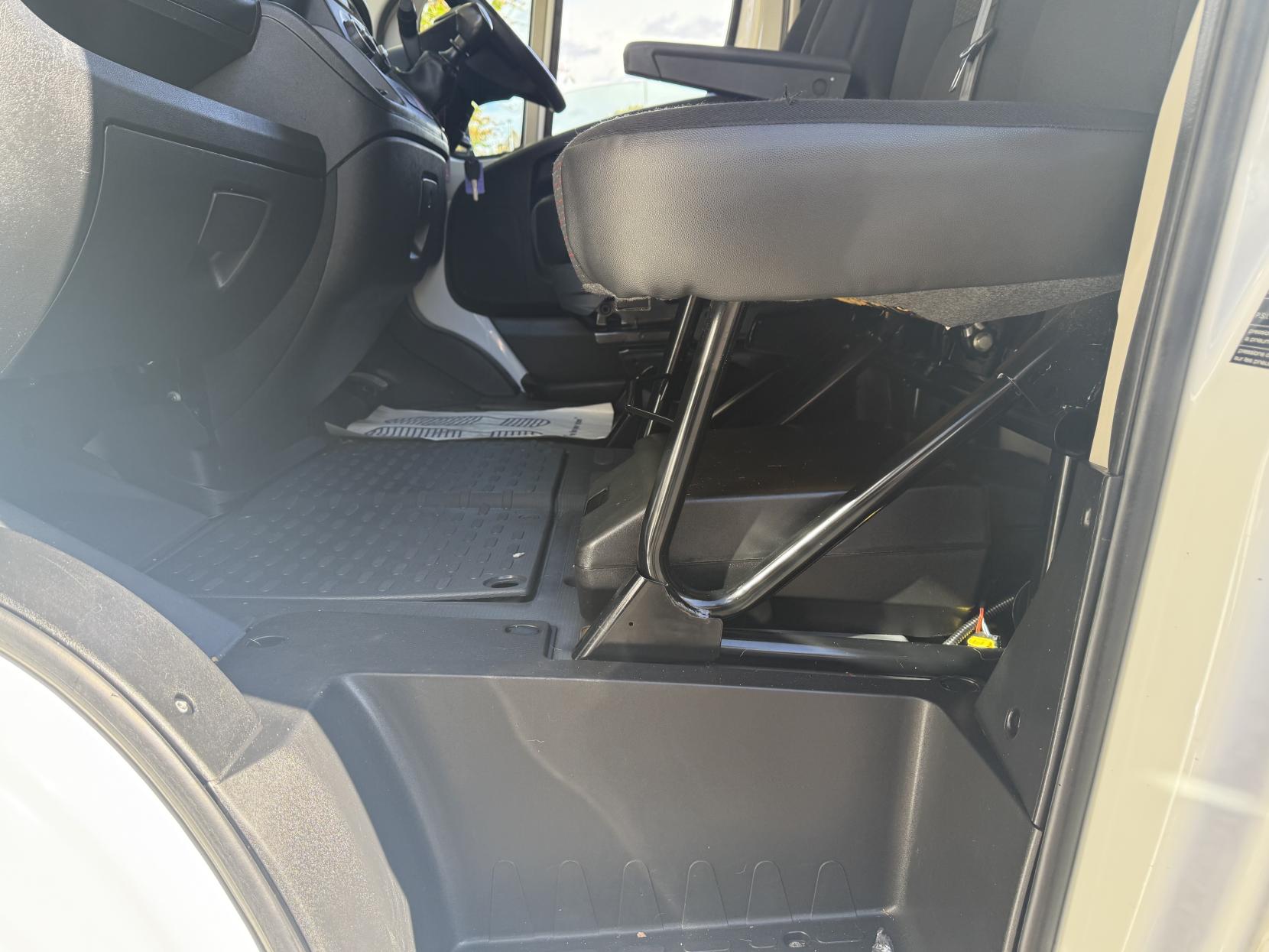 Citroen Relay 2.2 BlueHDi 35 Enterprise Panel Van 5dr Diesel Manual L3 High Roof Euro 6 (s/s) (140 ps)