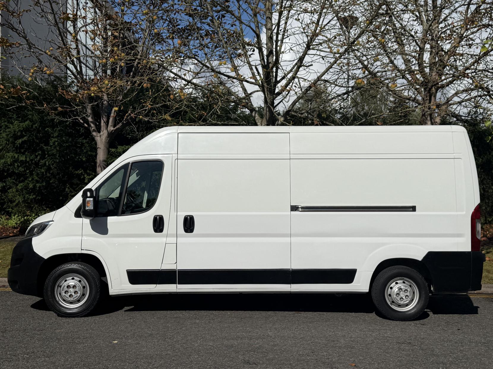 Citroen Relay 2.2 BlueHDi 35 Enterprise Panel Van 5dr Diesel Manual L3 High Roof Euro 6 (s/s) (140 ps)