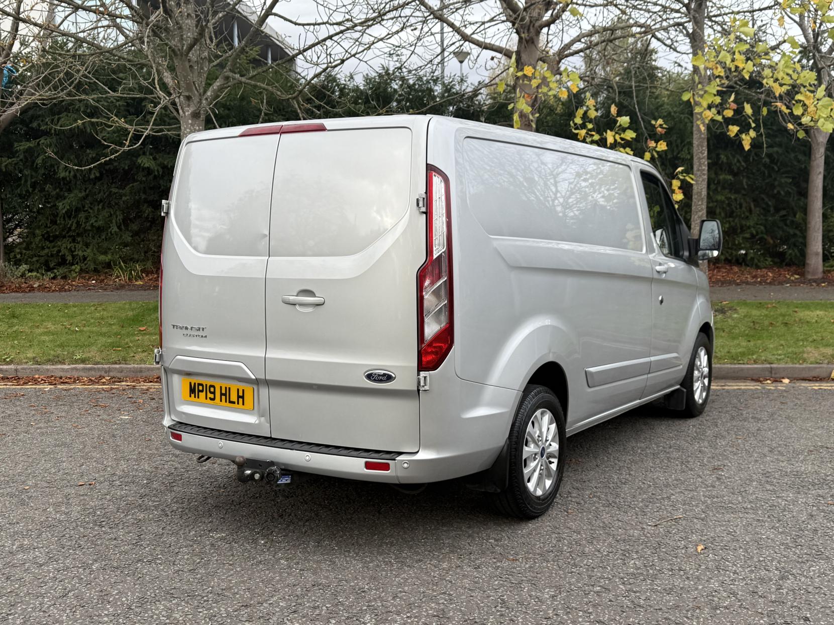 Ford Transit Custom 2.0 280 EcoBlue Limited Panel Van 5dr Diesel Manual L1 H1 Euro 6 (130 ps)