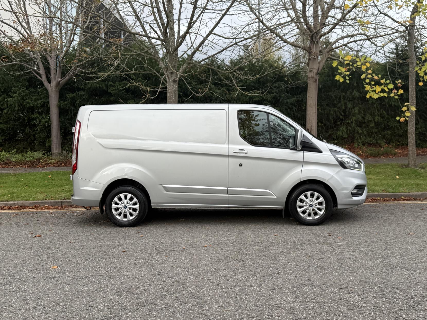 Ford Transit Custom 2.0 280 EcoBlue Limited Panel Van 5dr Diesel Manual L1 H1 Euro 6 (130 ps)