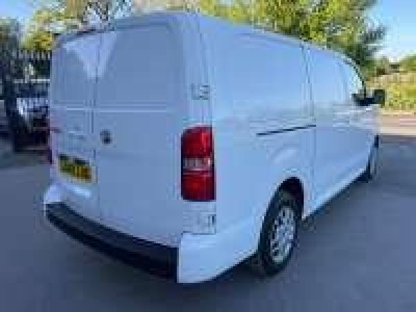 Vauxhall Vivaro 1.5 Turbo D 2900 Sportive Panel Van 5dr Diesel Manual L2 H1 Euro 6 (s/s) (100 ps)