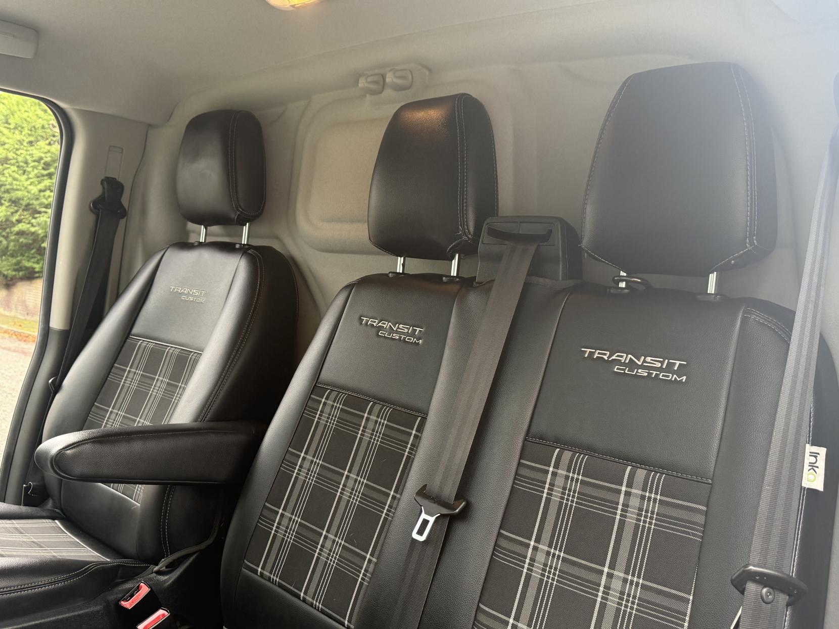 Ford Transit Custom 2.0 300 EcoBlue Limited Panel Van 5dr Diesel Auto L1 H1 Euro 6 (s/s) (130 ps)