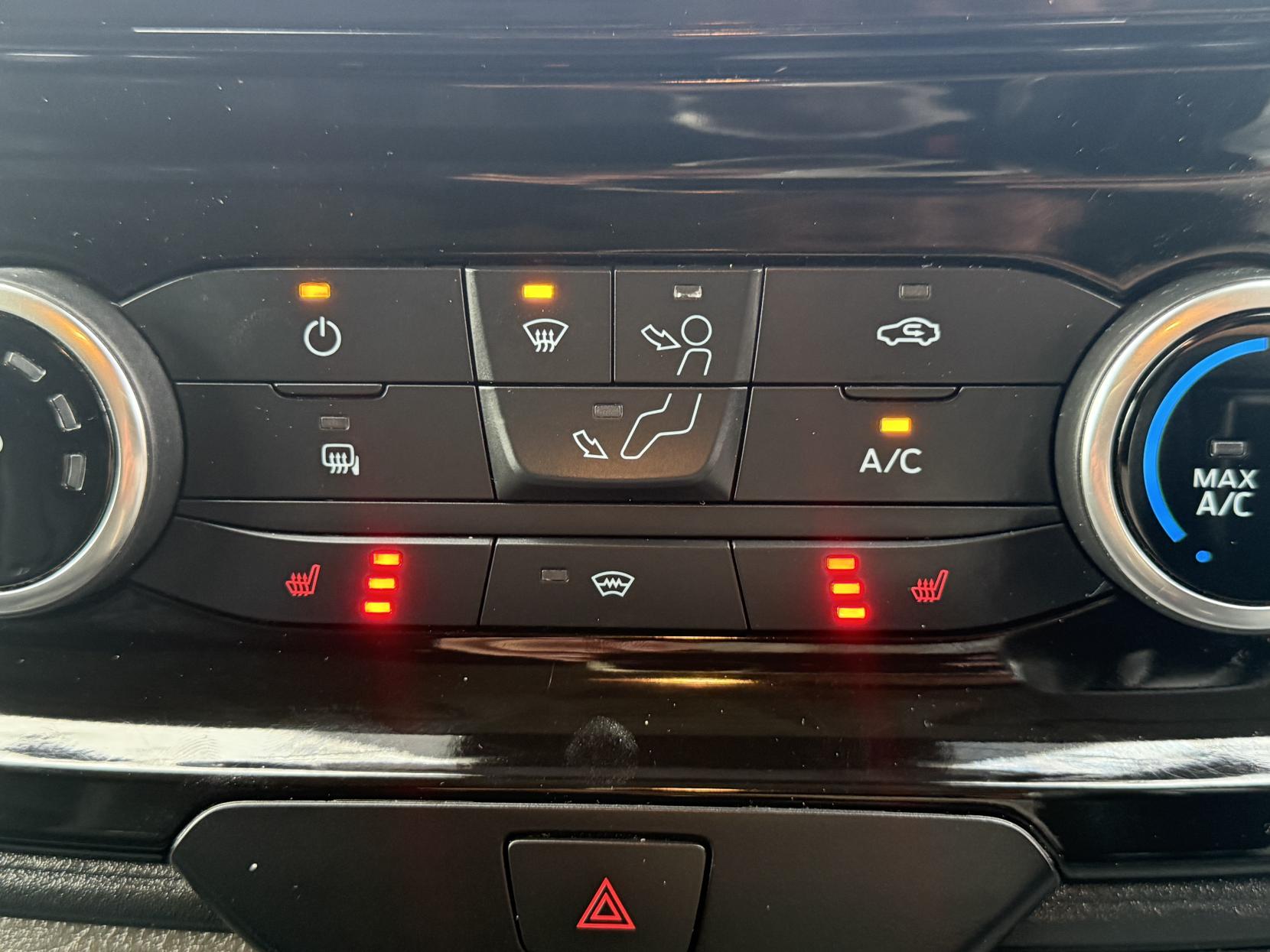 Ford Transit Custom 2.0 300 EcoBlue Limited Panel Van 5dr Diesel Auto L1 H1 Euro 6 (s/s) (130 ps)