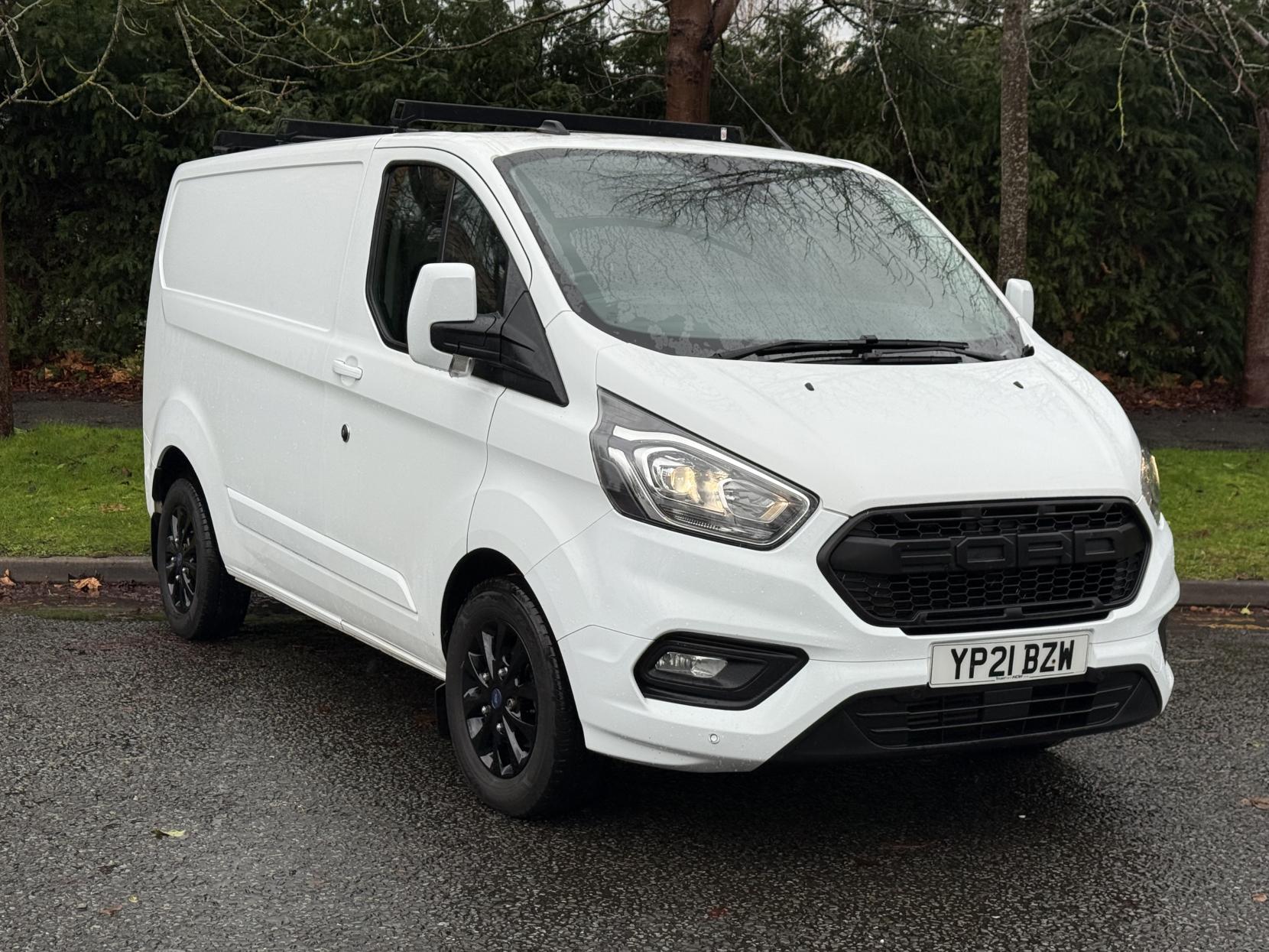 Ford Transit Custom 2.0 300 EcoBlue Limited Panel Van 5dr Diesel Auto L1 H1 Euro 6 (s/s) (130 ps)