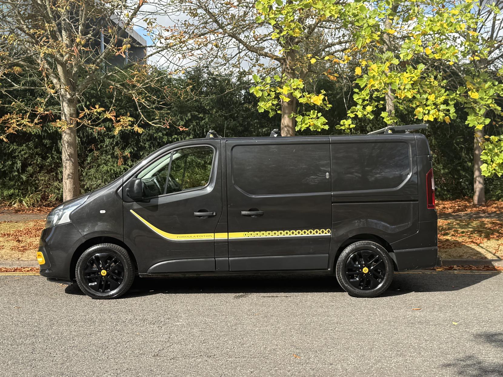 Renault Trafic 1.6 dCi ENERGY 27 Formula Edition Panel Van 5dr Diesel Manual SWB Standard Roof Euro 6 (s/s) (125 ps)