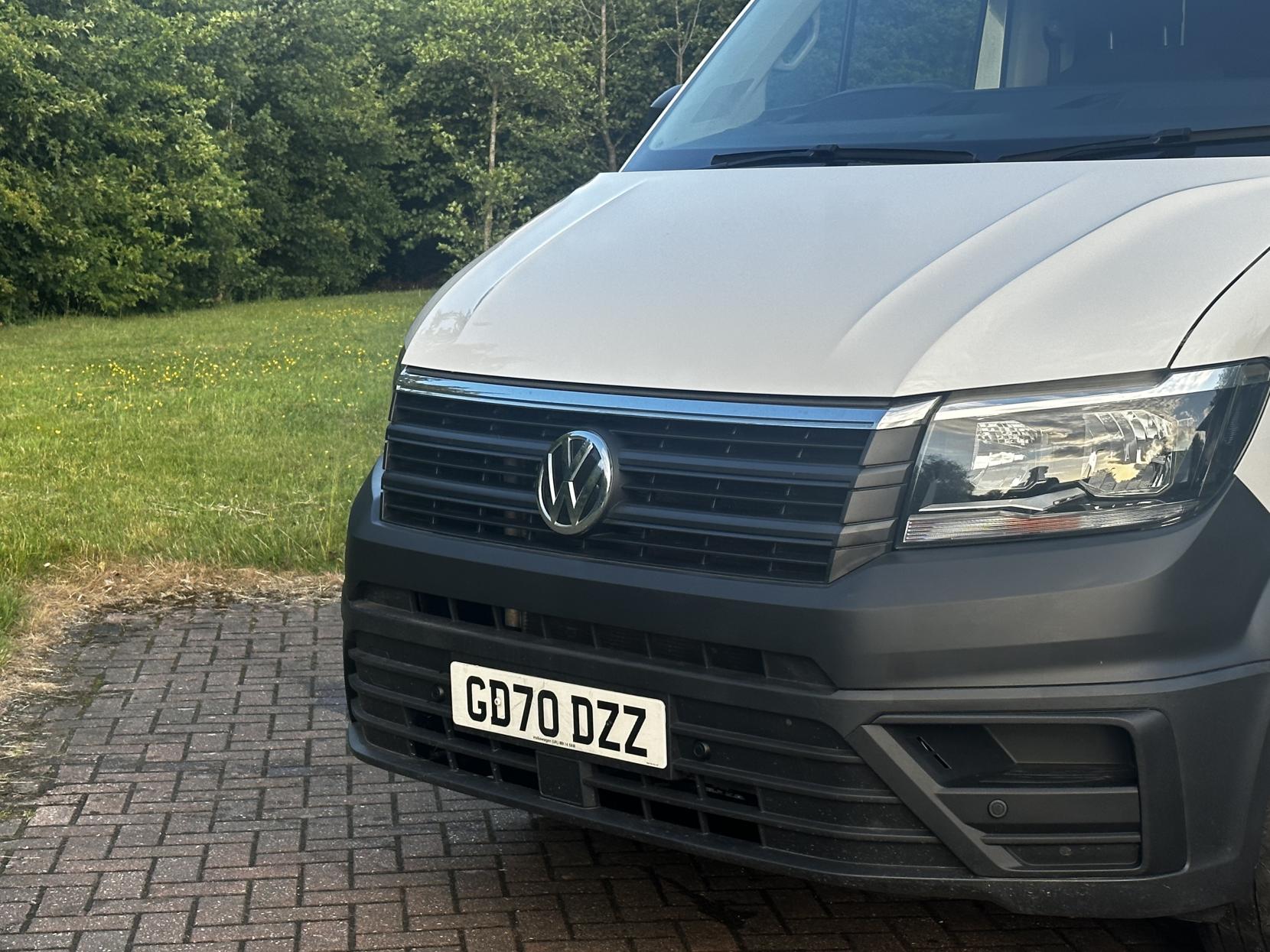 Volkswagen Crafter 2.0 TDI CR35 Trendline Panel Van 5dr Diesel Manual FWD MWB Euro 6 (s/s) (140 ps)