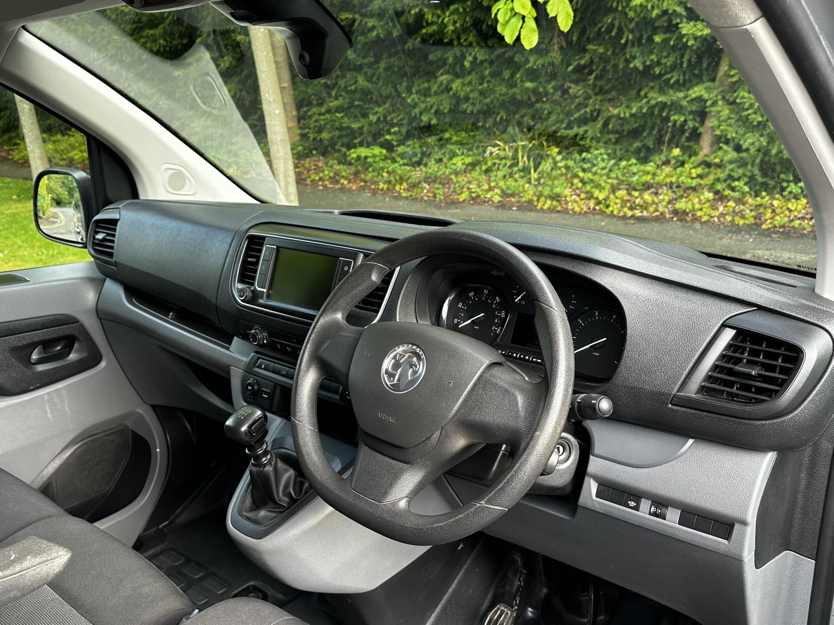 Vauxhall Vivaro 1.5 Turbo D 2700 Sportive Panel Van 6dr Diesel Manual L1 H1 Euro 6 (s/s) (120 ps)