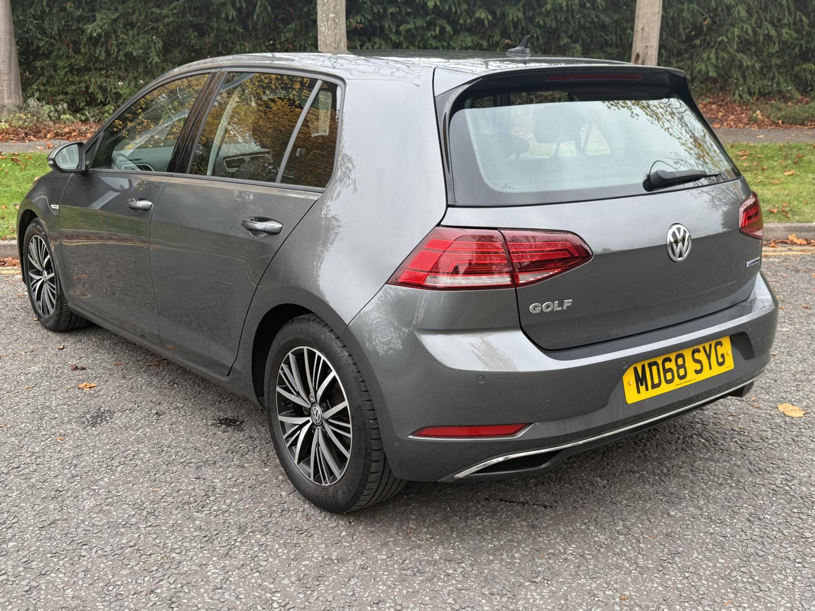 Volkswagen Golf 1.5 TSI EVO SE Nav Hatchback 5dr Petrol Manual Euro 6 (s/s) (130 ps)