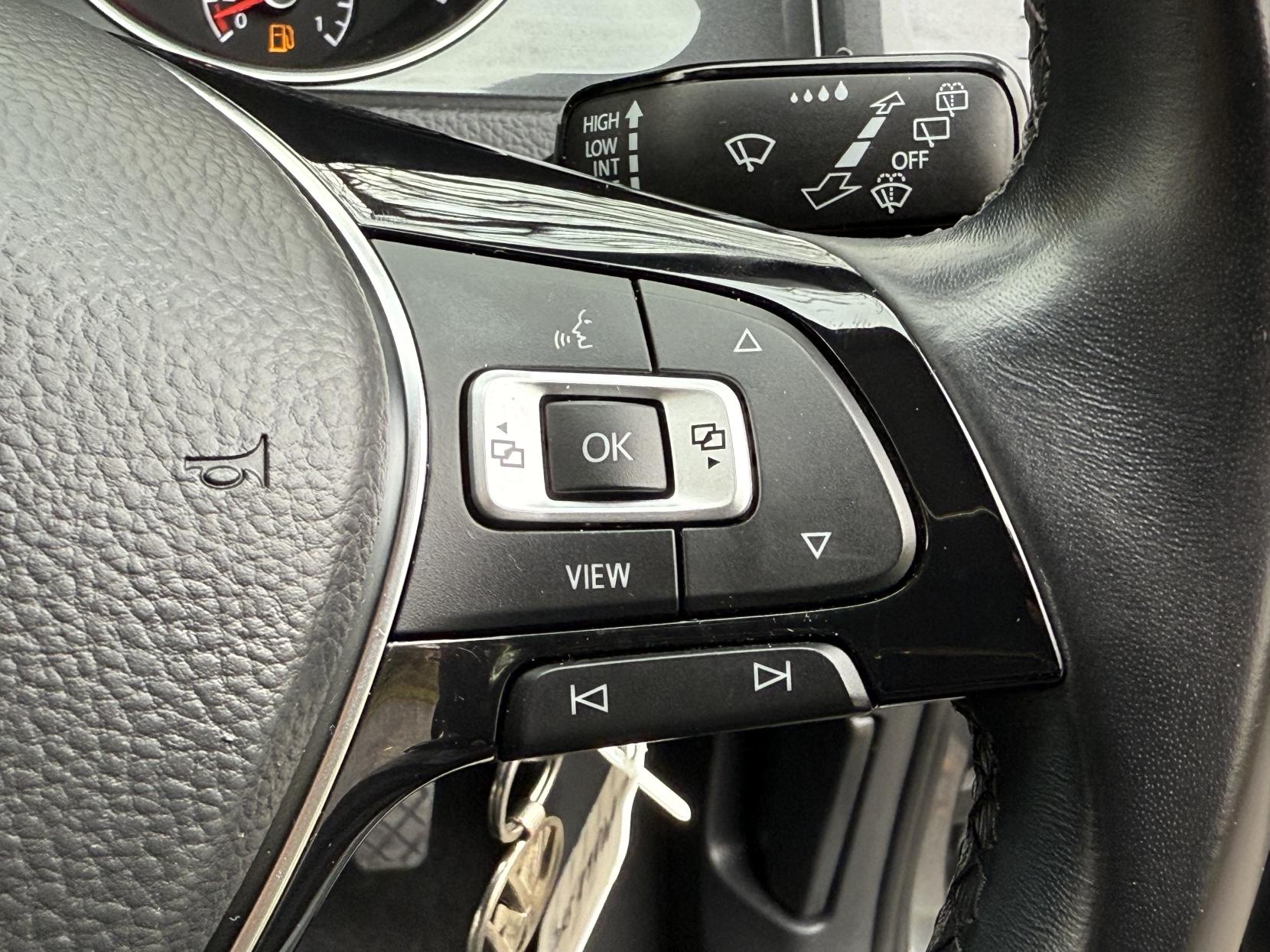 Volkswagen Golf 1.5 TSI EVO SE Nav Hatchback 5dr Petrol Manual Euro 6 (s/s) (130 ps)