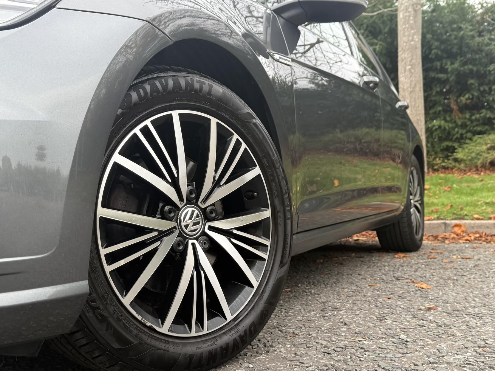 Volkswagen Golf 1.5 TSI EVO SE Nav Hatchback 5dr Petrol Manual Euro 6 (s/s) (130 ps)