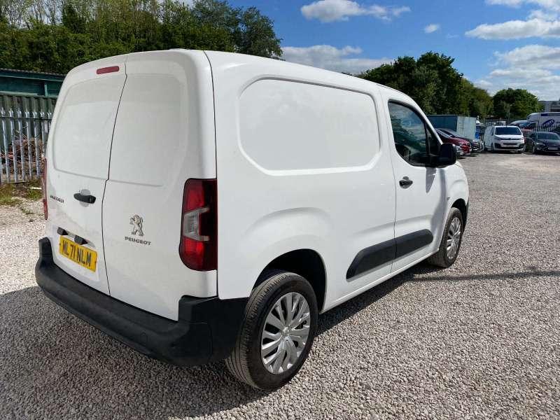 Peugeot Partner 1.5 BlueHDi 1000 Professional Premium Standard Panel Van 5dr Diesel Manual SWB Euro 6 (100 bhp)