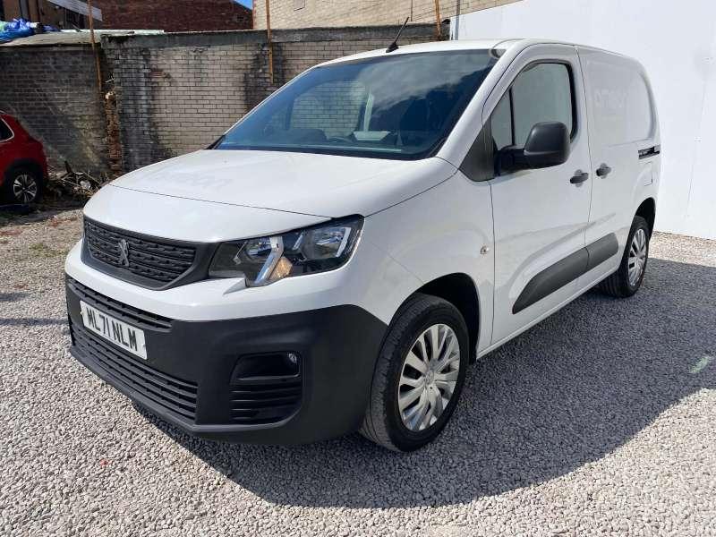 Peugeot Partner 1.5 BlueHDi 1000 Professional Premium Standard Panel Van 5dr Diesel Manual SWB Euro 6 (100 bhp)