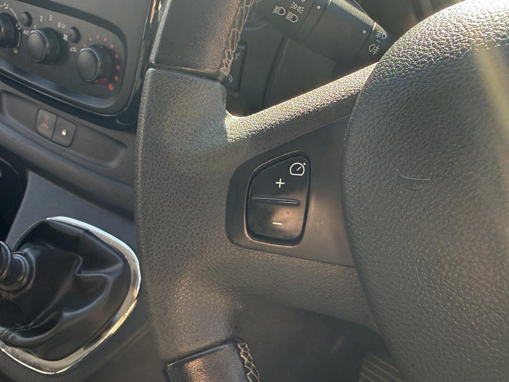 Vauxhall Vivaro 1.6 CDTi 2900 Sportive Panel Van 5dr Diesel Manual L2 H1 Euro 6 (120 ps)