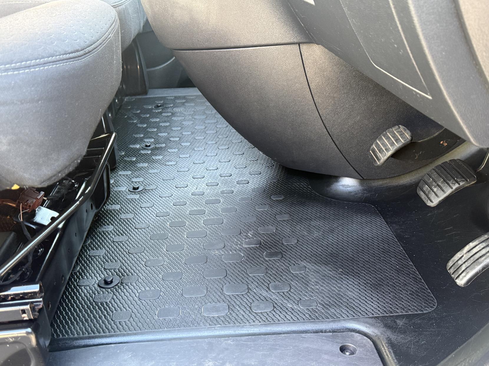 Vauxhall Vivaro 1.6 CDTi 2900 Sportive Panel Van 5dr Diesel Manual L2 H1 Euro 6 (120 ps)