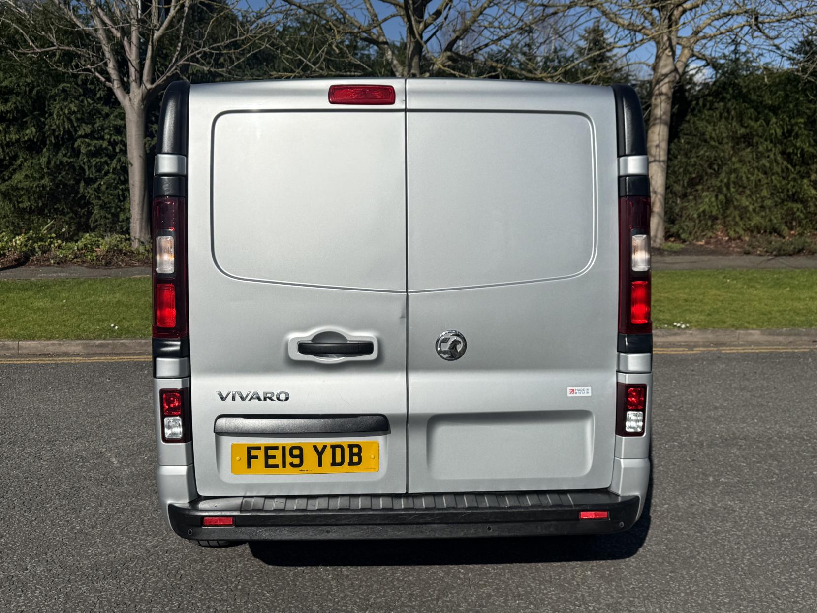 Vauxhall Vivaro 1.6 CDTi 2900 Sportive Panel Van 5dr Diesel Manual L2 H1 Euro 6 (120 ps)