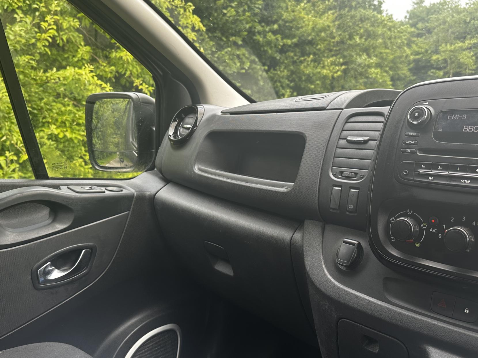 Vauxhall Vivaro 1.6 CDTi 2700 BiTurbo ecoTEC Sportive Panel Van 5dr Diesel Manual L1 H1 Euro 6 (s/s) (125 ps)