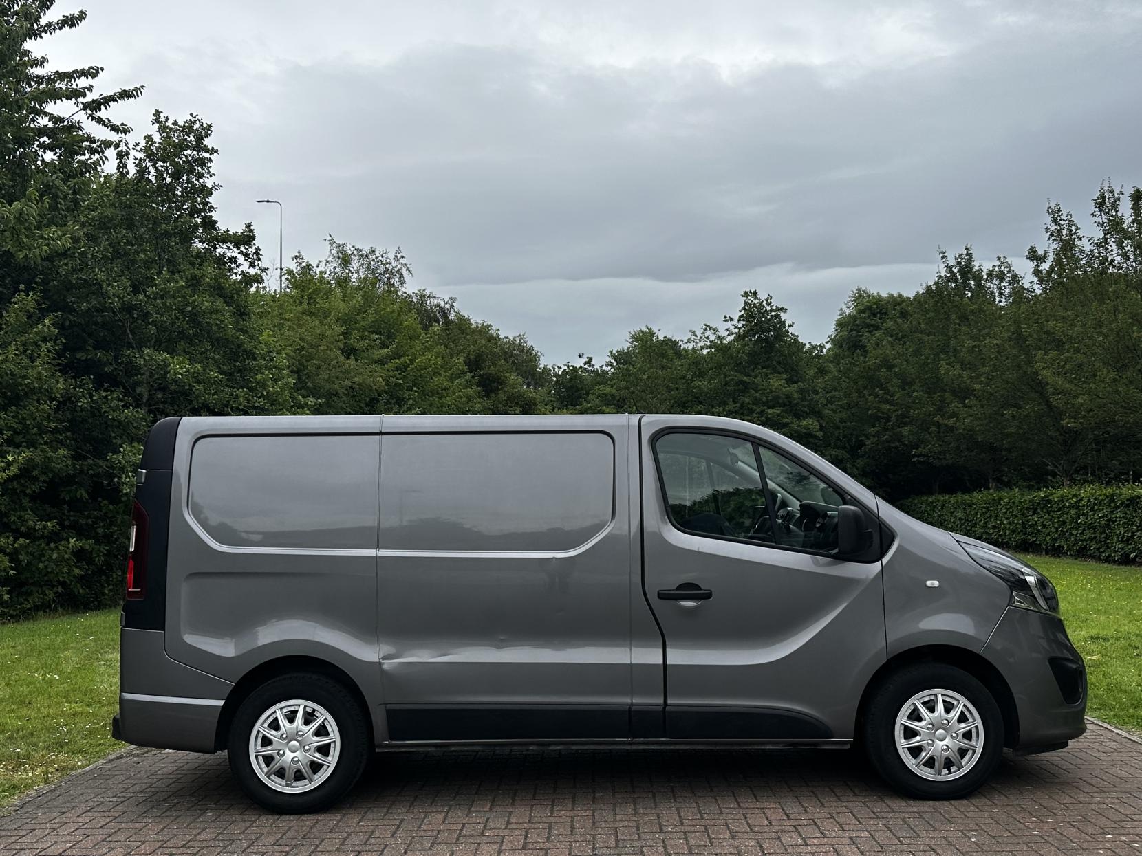 Vauxhall Vivaro 1.6 CDTi 2700 BiTurbo ecoTEC Sportive Panel Van 5dr Diesel Manual L1 H1 Euro 6 (s/s) (125 ps)